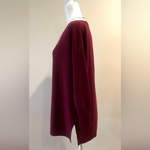 Gorgeous burgundy sweater Sm. by Joie Shld to hem 27.5” pit to pit 24” like new - Picture 5 of 6